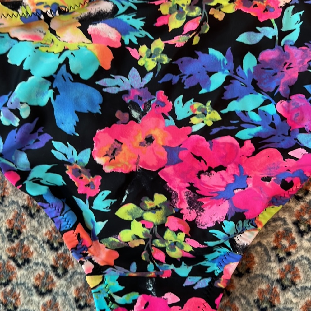 Sale 🎈3/$20 EUC Xhilaration Floral Print Bikini Bottom size M - Picture 7 of 9